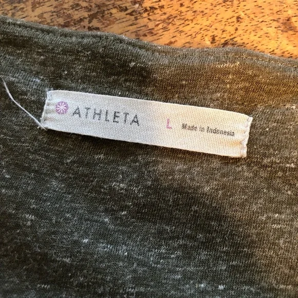 Elegant Gray Sleeveless Dress - Picture 5 of 5